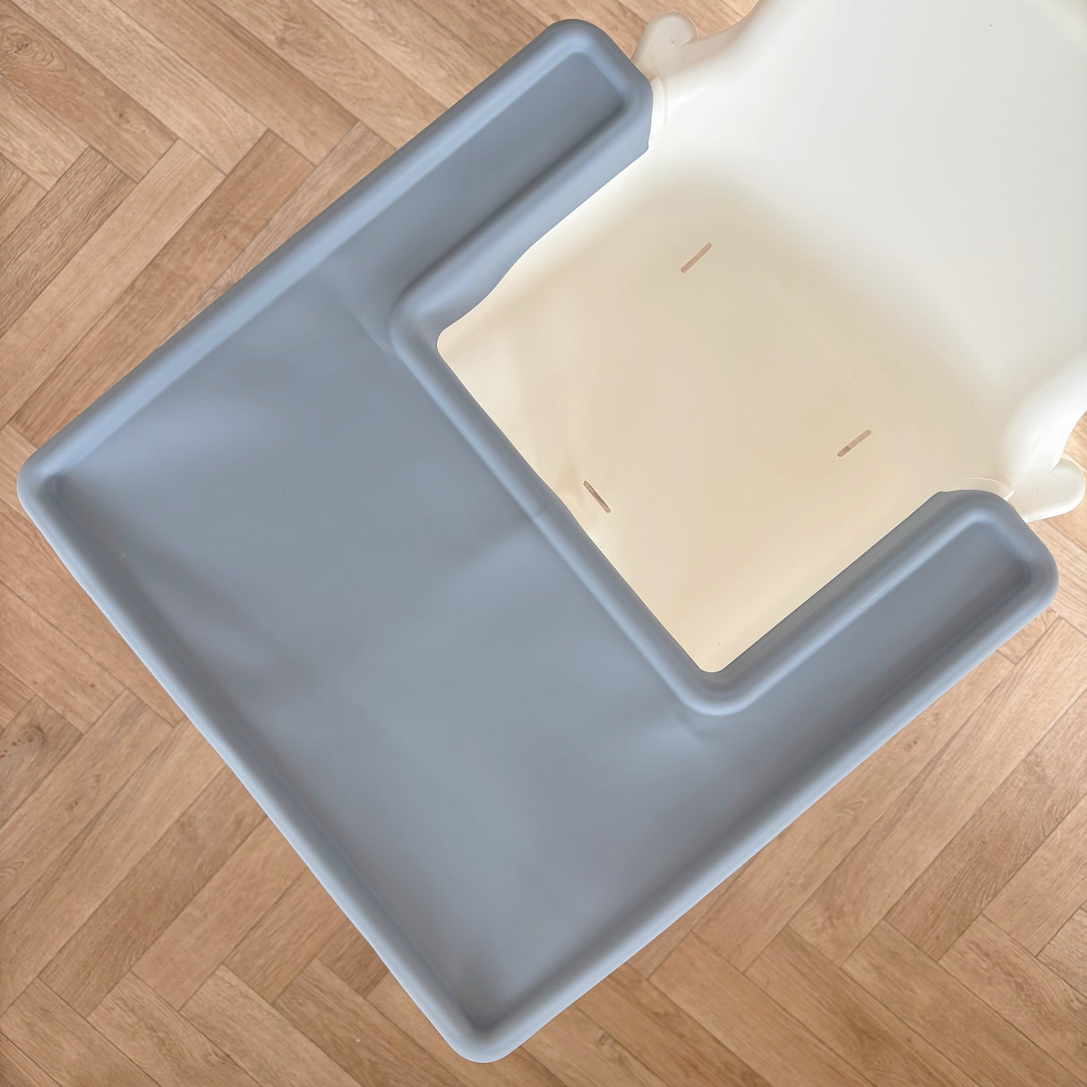 Full wrap placemat for the IKEA highchair - Dark Grey