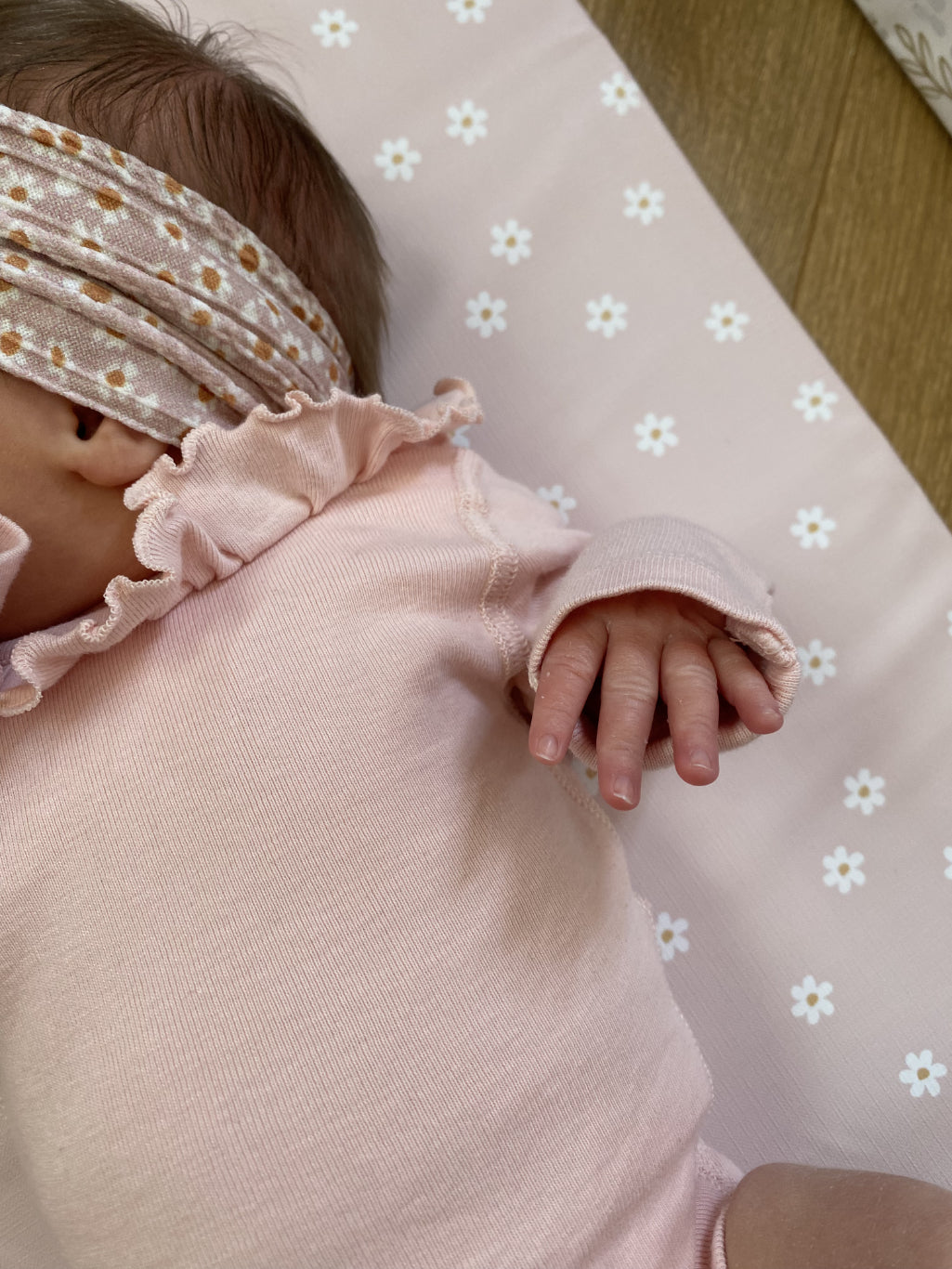 Standard Changing Mat - Pink Daisy Print