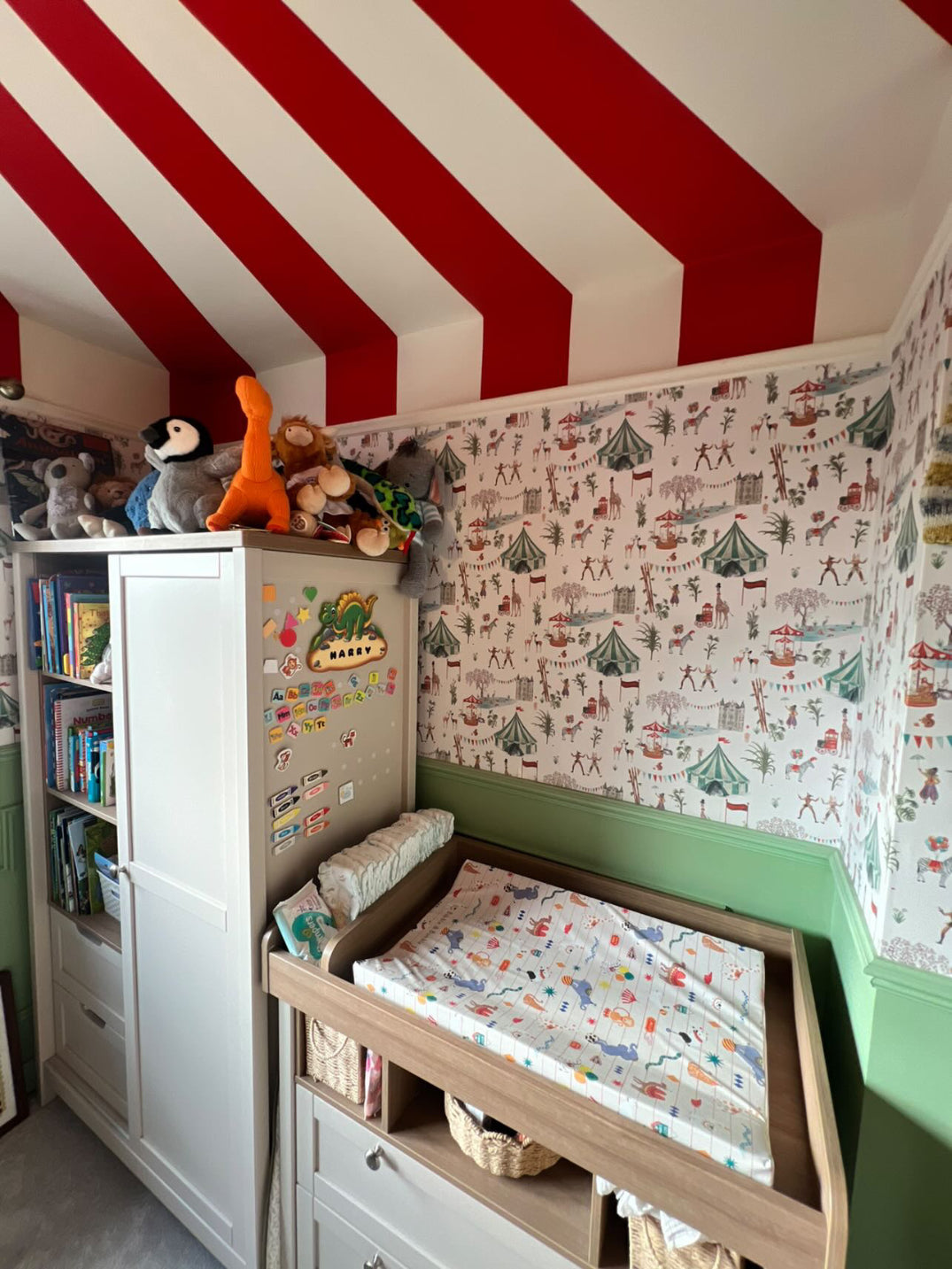Anti-Roll Wedge Baby Changing Mat - Circus
