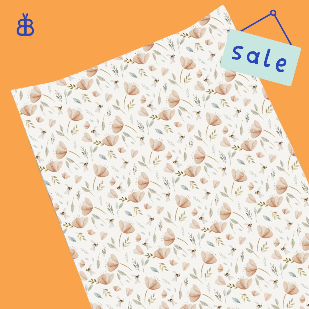 Anti-Roll Wedge Changing Mat - Bee Garden Print