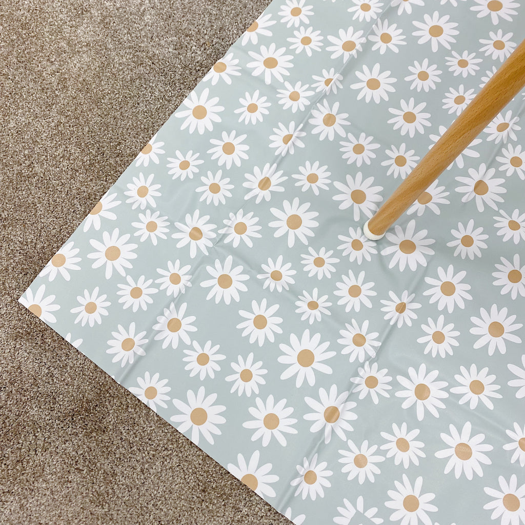 Splash mat - Mint Daisy Print | Bobbin and Bumble.