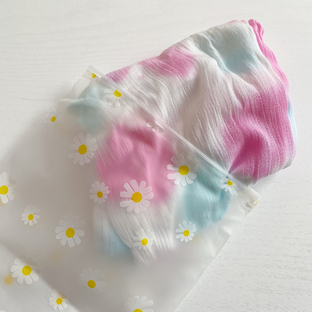 Daisy Print Zip Lock Hospital Organiser Bags | Bobbin and Bumble.