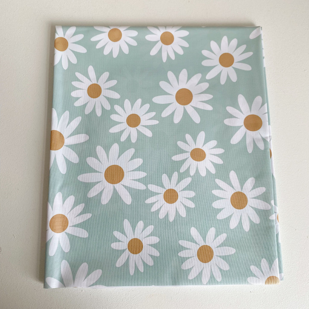 Splash mat - Mint Daisy Print | Bobbin and Bumble.