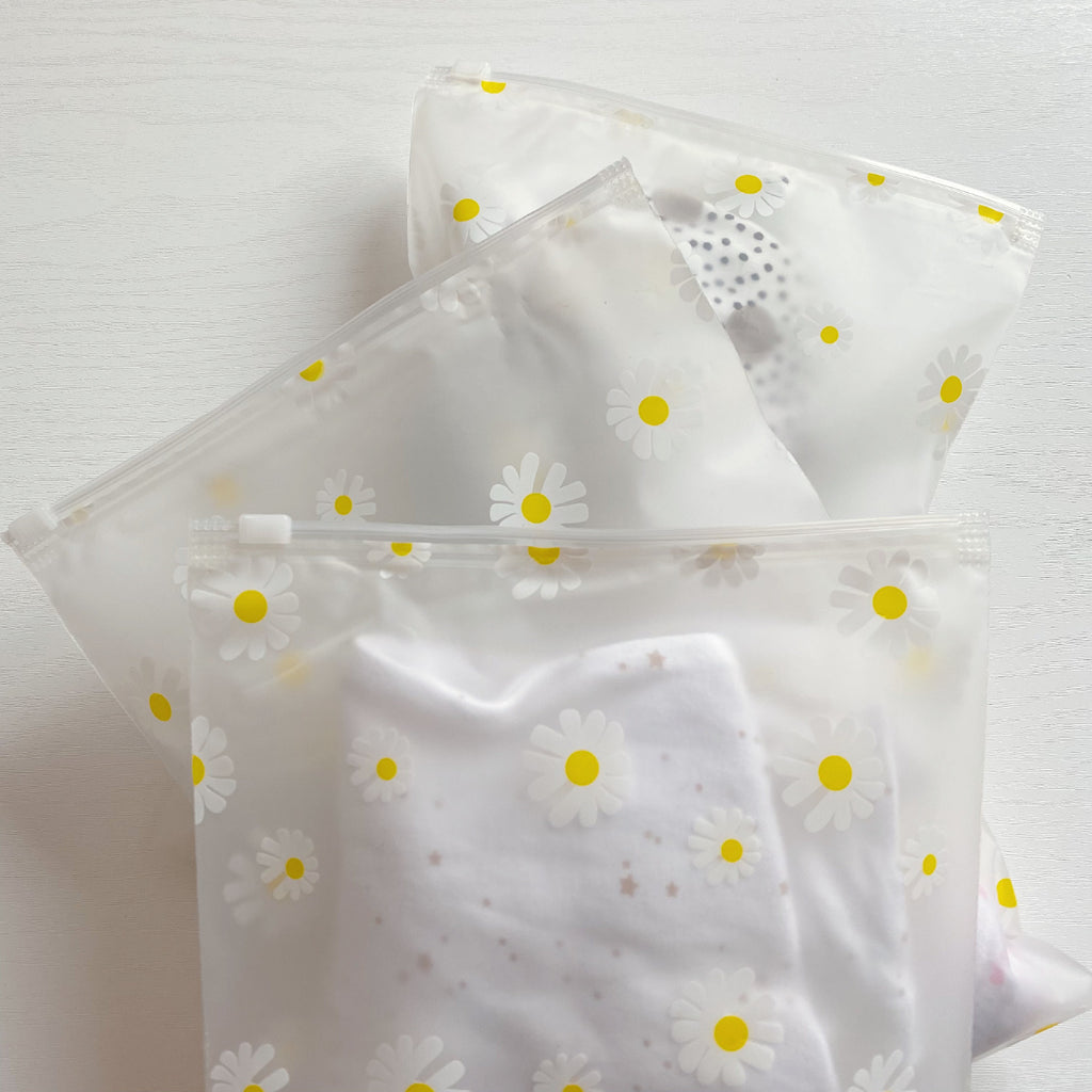 Daisy Print Zip Lock Hospital Organiser Bags | Bobbin and Bumble.